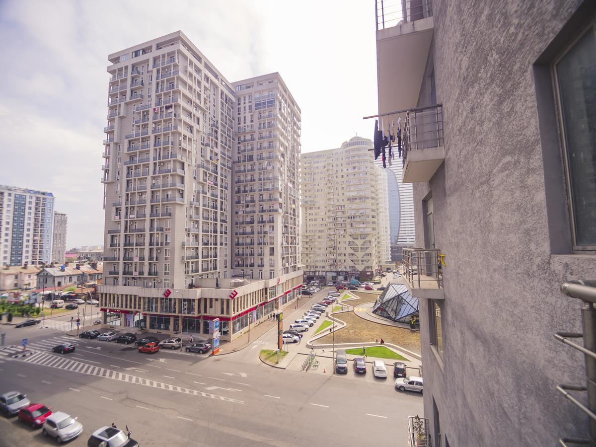 Sunpartment Apartment Batumi Bagian luar foto